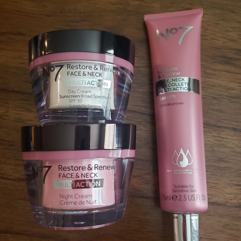 No 7 Restore and Renew Skincare